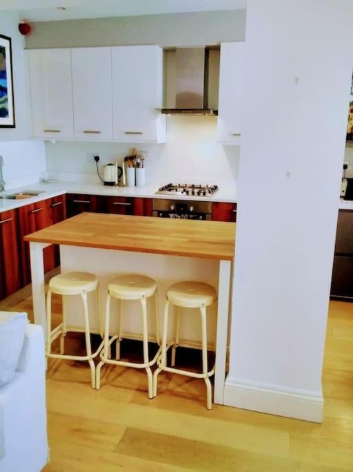Superior 5* Kensington, London Flat + Free Wi-Fi Londres Exterior foto