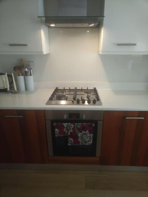 Superior 5* Kensington, London Flat + Free Wi-Fi Londres Exterior foto